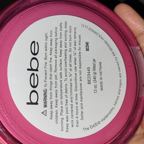 💕NWT BeBe Pink Guava Scented Candle💕12oz - Picture 4 of 4